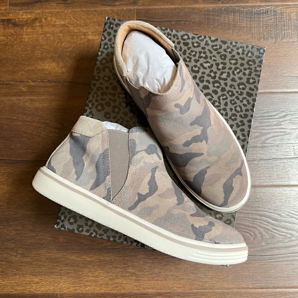 Me Too camo ankle booties